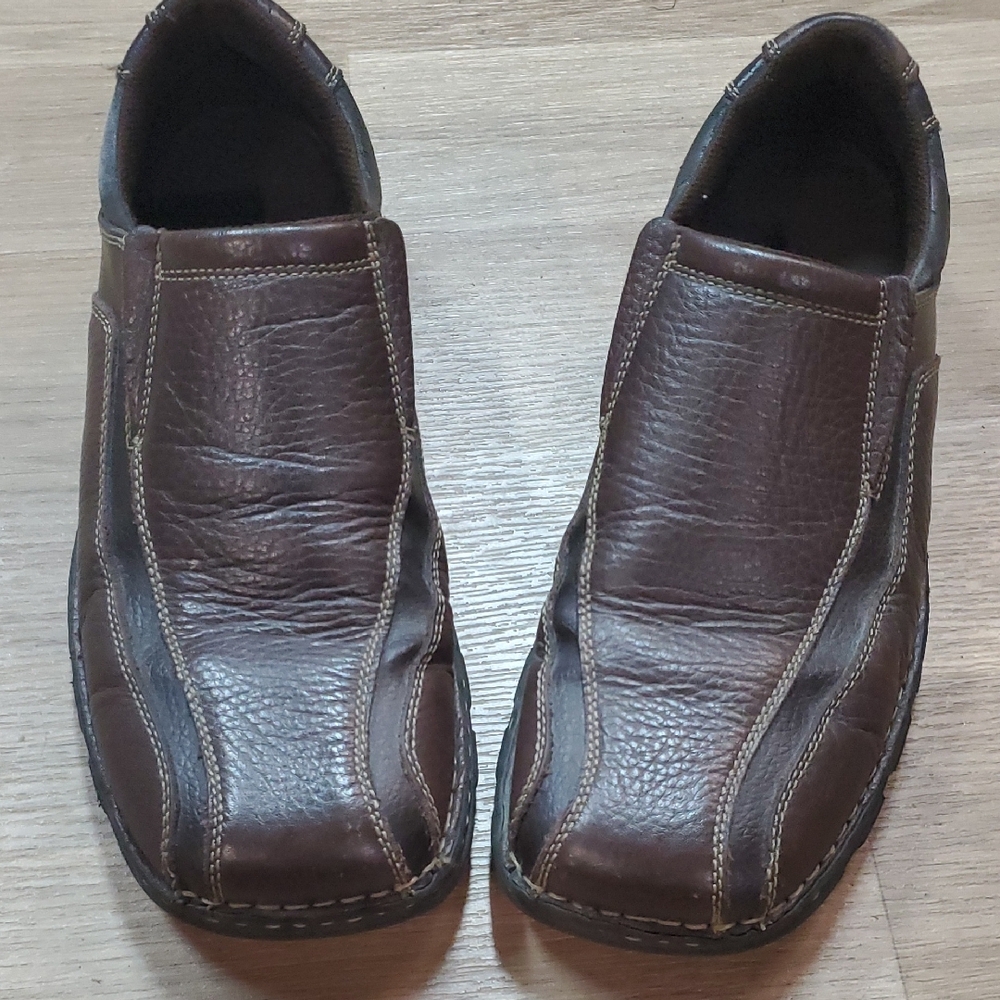 Elegant Brown Leather Men's Slip-On Loafers